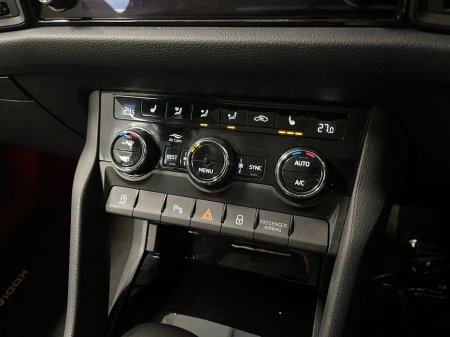 2023 Skoda Kodiaq Sportline 7 Seat DSG 2.0TDI 150BHP - Reversing Camera - Panoramic Sunroof - Climate Control - Heated Seats - Keyless Start - Apple CarPlay/Android Auto €51,950 thumbnail