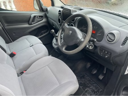 2016 Peugeot Partner 850 PROFESSIONAL HDI 5 5DR 600 LXI 4DR €6,250 thumbnail