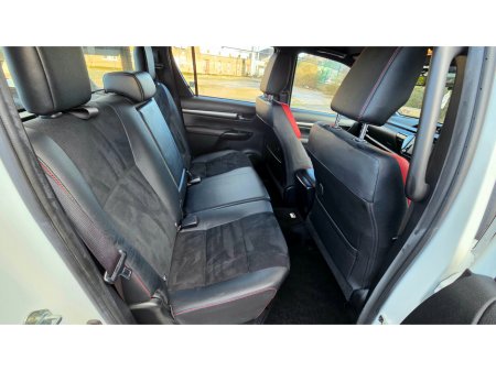 2022 Toyota Hilux - thumbnail 10