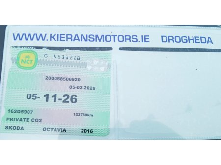 2016 Skoda Octavia - thumbnail 5
