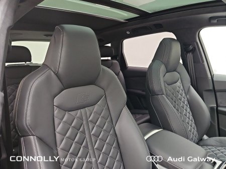 2026 Audi Q7 S-LINE TFSI E-HYBRID QUATTRO €112,950 thumbnail