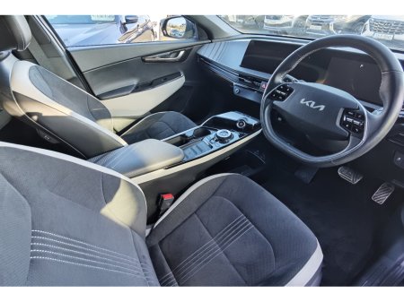 2022 Kia EV6 - thumbnail 8