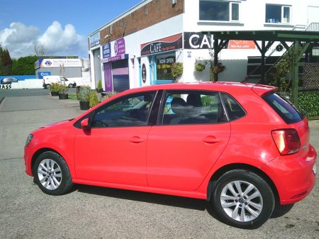 2015 Volkswagen Polo - view 2
