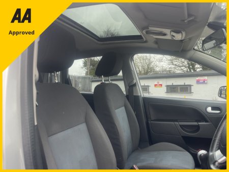 2008 Ford Fiesta - thumbnail 4