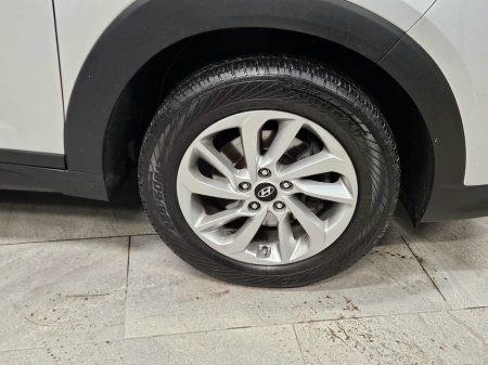 2016 Hyundai Tucson 1.7 D Comfort €10,950 thumbnail