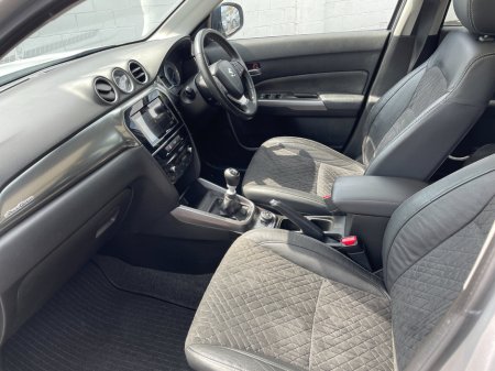 2021 Suzuki Vitara - thumbnail 11