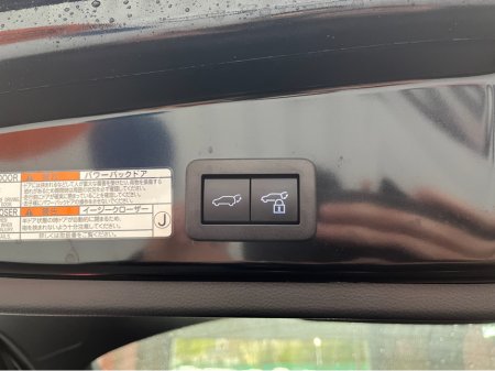 2023 Toyota Corolla - thumbnail 8