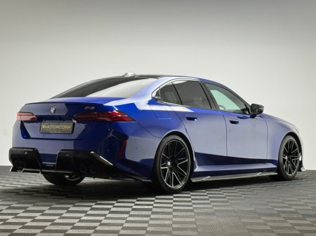 2025 BMW M5 - thumbnail 7