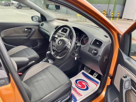 2015 Volkswagen Polo - thumbnail 15