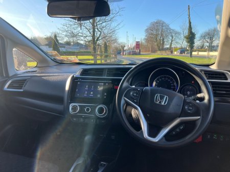2018 Honda Jazz 1.3 i-VTEC ES CVT AUTO €15,950 thumbnail