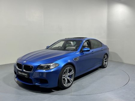 2013 BMW M5 V8 4.4 €39,900