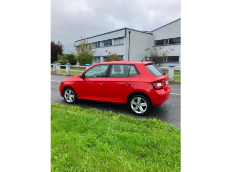 2016 Skoda Fabia 1.2 TSI SE L 90PS 5DR €7,500 thumbnail