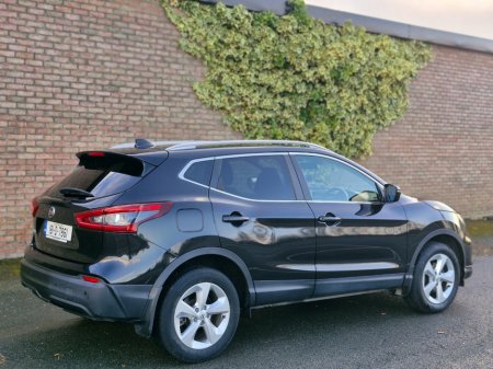 2018 Nissan Qashqai - thumbnail 15