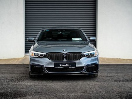 2019 BMW 5 Series - view 3