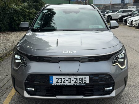 2023 Kia Niro - thumbnail 4