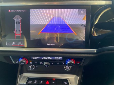 2022 Audi Q3 35 TDI 150 S-TRONIC SE 4DR AUTO thumbnail