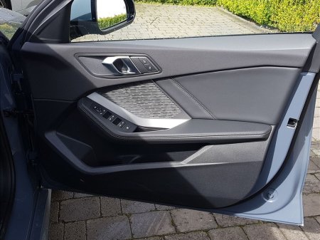 2026 BMW 1 Series - thumbnail 21