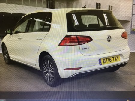 2018 Volkswagen Golf SE NAVIGATION TDI BLUEMOTION TECHNOLOGY €18,900 thumbnail