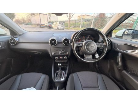 2011 Audi A1 - thumbnail 13