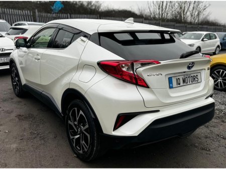2017 Toyota C-HR 1.8L Petrol-Hybrid Automatic (7686) €18,995 thumbnail