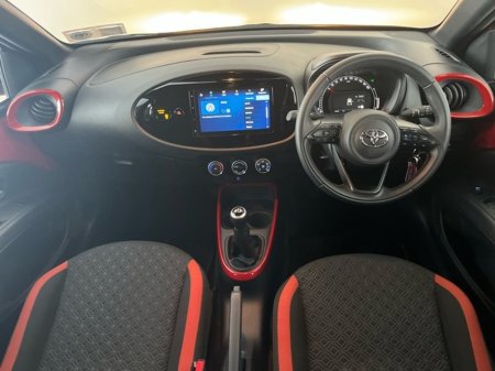 2024 Toyota Aygo X AYGO X DESIGN €19,950 thumbnail