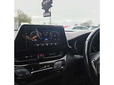 2018 Toyota C-HR - thumbnail 15