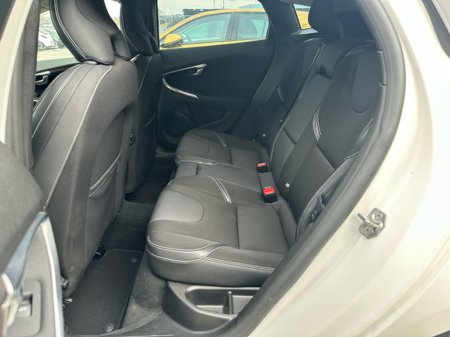 2014 Volvo V40 - thumbnail 14