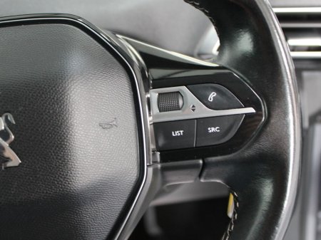 2019 Peugeot 3008 - thumbnail 22