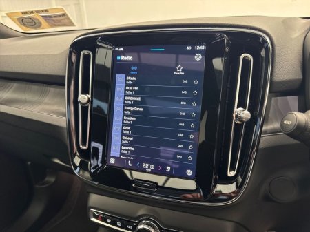 2023 Volvo XC40 - thumbnail 15