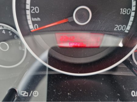 2014 Volkswagen up! - thumbnail 16