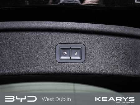 2026 BYD Sealion 7 Order your 261 Sealion 7 Comfort Black today! thumbnail