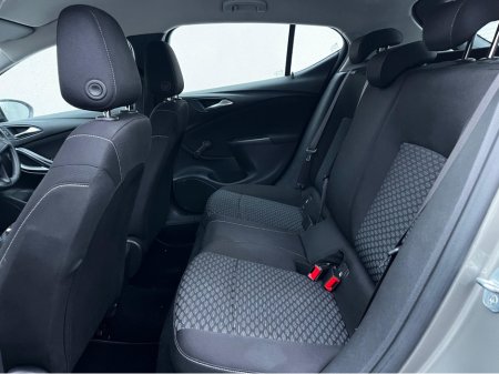 2017 Opel Astra 1.4 100BHP €7,950 thumbnail