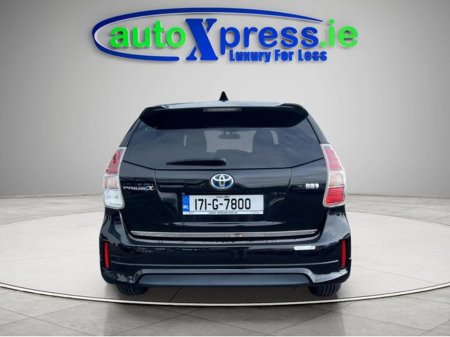 2017 Toyota Prius - thumbnail 10