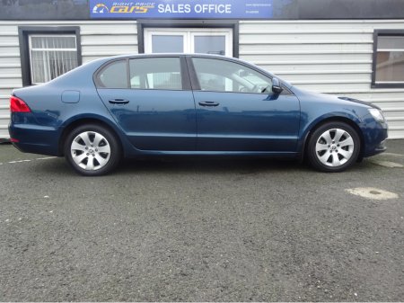 2014 Skoda Superb 1.6 TDI S GREENLINE III 105PS 5 DOOR KEY 11 €7,950 thumbnail
