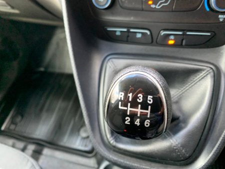 2022 Ford Transit Connect TREND 1.5 TDCI 120 PS LWB 250 // PRICE EXCL. VAT // ALLOY WHEELS, BODY COLOURED BUMPERS AND MIRRORS // STUNNING CONDITION // 09/26 CVRT // TIMING BELT €12,154 thumbnail