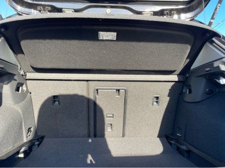 2024 Volkswagen Golf STYLE 2.0 TDI 115HP 5DR €31,888 thumbnail