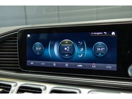 2019 Mercedes-Benz GLE Class GLE 300 d 4MATIC €46,950 thumbnail