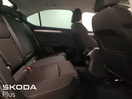 2023 Skoda Superb AMBITION 2.0 TDI 150HP 5DR €32,250 thumbnail