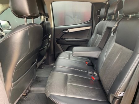 2019 Isuzu D-MAX - thumbnail 13