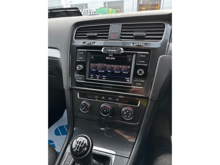 2018 Volkswagen Golf TRENDLINE 1.6 TDI MANUAL 5SPEED 115HP 5DR €13,750 thumbnail