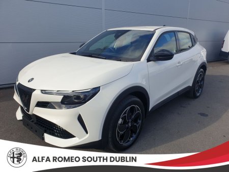 2026 Alfa Romeo Junior 