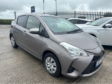 2019 Toyota Vitz LUNA AUTOMATIC 1.0 €10,000