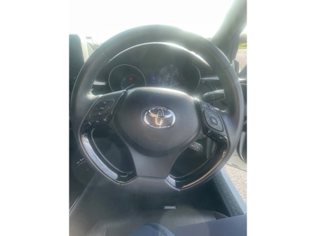 2019 Toyota C-HR - thumbnail 14