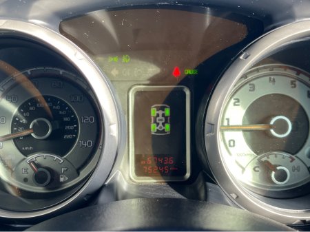 2016 Mitsubishi Shogun - thumbnail 21