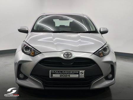 2024 Toyota Yaris (241) LUNA 1.5 PETROL IRISH CAR 1 OWNER €22,495 thumbnail