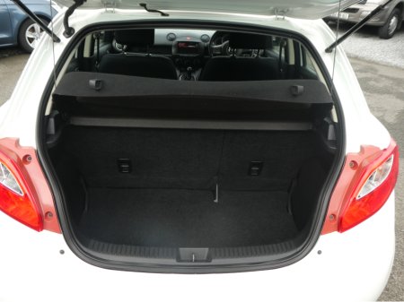 2013 Mazda Mazda2 - thumbnail 9