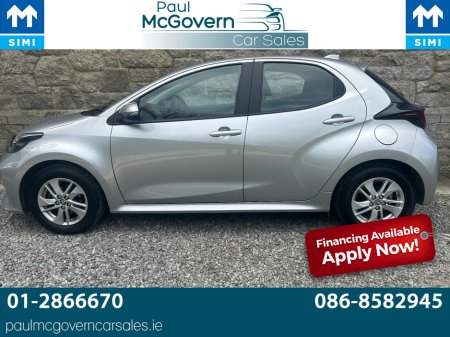 2024 Toyota Yaris - view 2