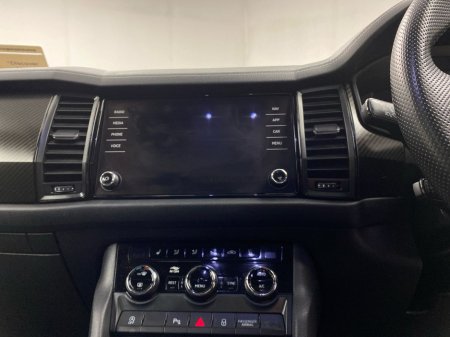 2023 Skoda Kodiaq 2.0 TDI 150HP DSG SportLine 7 Seat €47,995 thumbnail