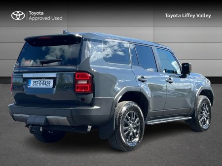 2025 Toyota Landcruiser - photo 2