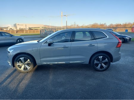 2024 Volvo XC60 T6 PHEV PLUS BRIGHT AWD 5 €59,950 thumbnail